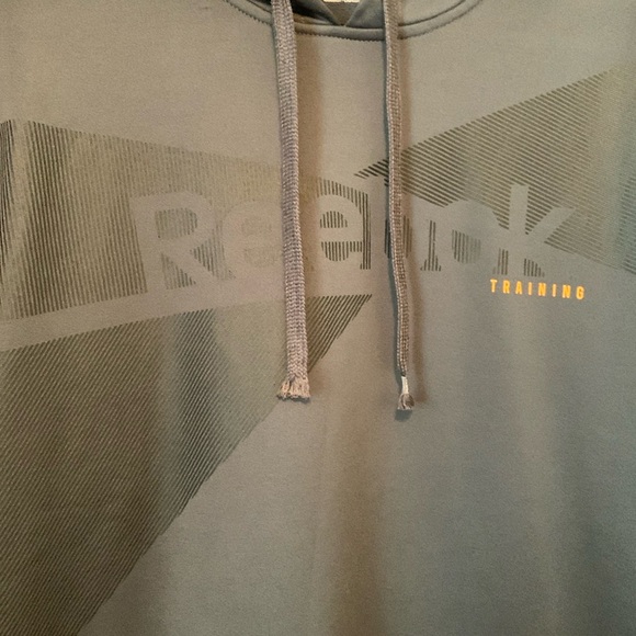 Reebok Play Dry Stay Warm Dark Grey Men’s Training Hoodie Size Large - Picture 2 of 11